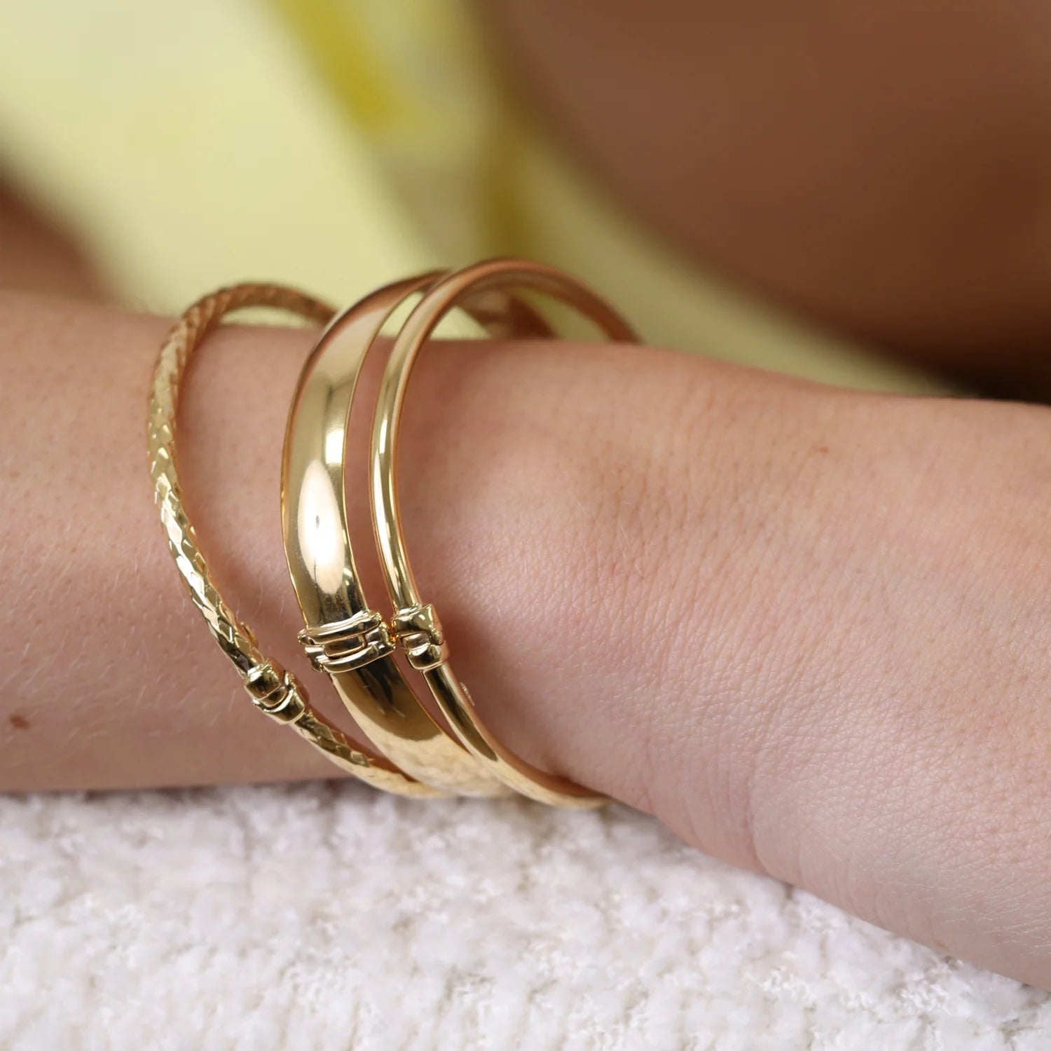 Chunky Hinged Bangle (7Mm) - My Store